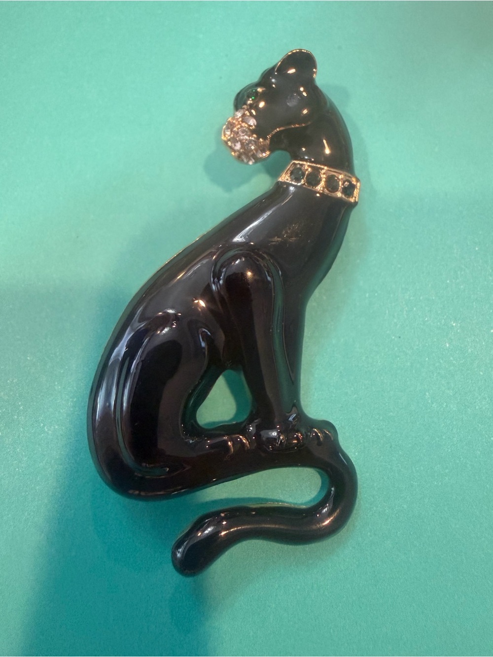 Vintage Cougar Brooch. Rhinestone eyes and collar.